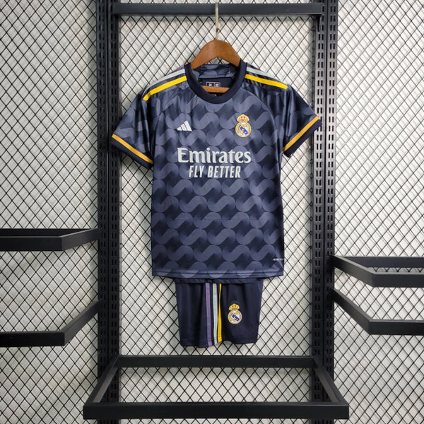 Kit Infantil Nova Camisa Real Madrid + Shorts II - 2023/2024