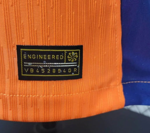 Conjunto Camisa e Shorts Holanda 2024/25 versão Jogador - [FRETE GRÁTIS]