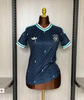 Nova Camisa Alemanha Copa 2026 - Modelo Torcedor - Azul (FRETE GRÁTIS)