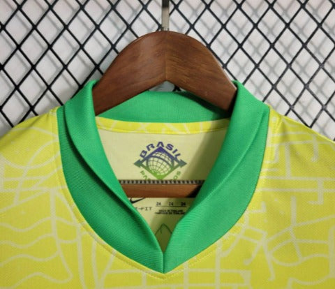 Novo Kit Infantil Brasil Copa América Camisa e Short 2024